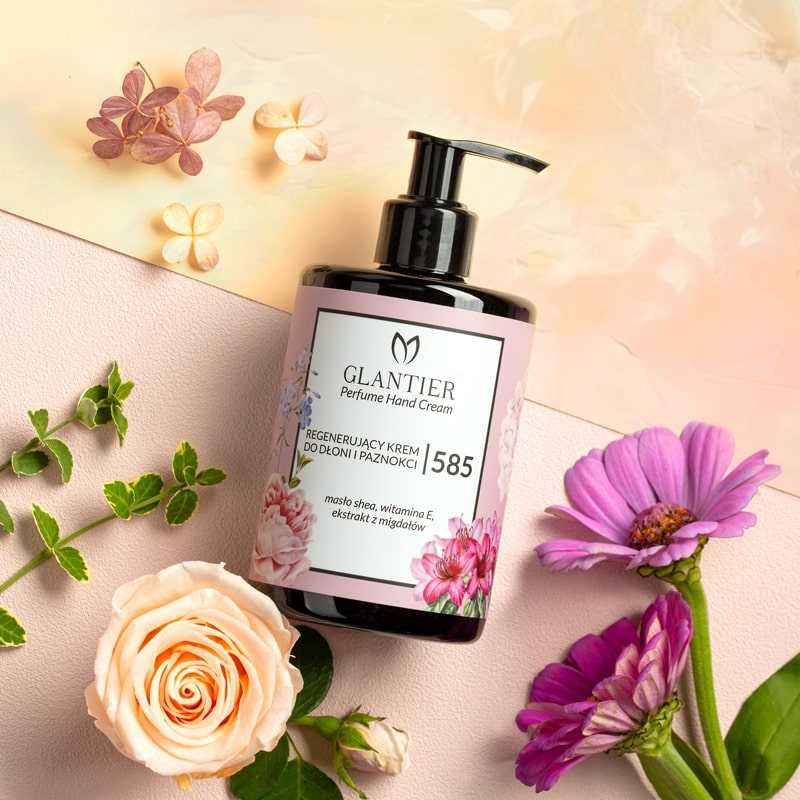 Regenerierende Handcreme 585 in einer eleganten Verpackung für intensive Feuchtigkeit und Pflege von trockener Haut