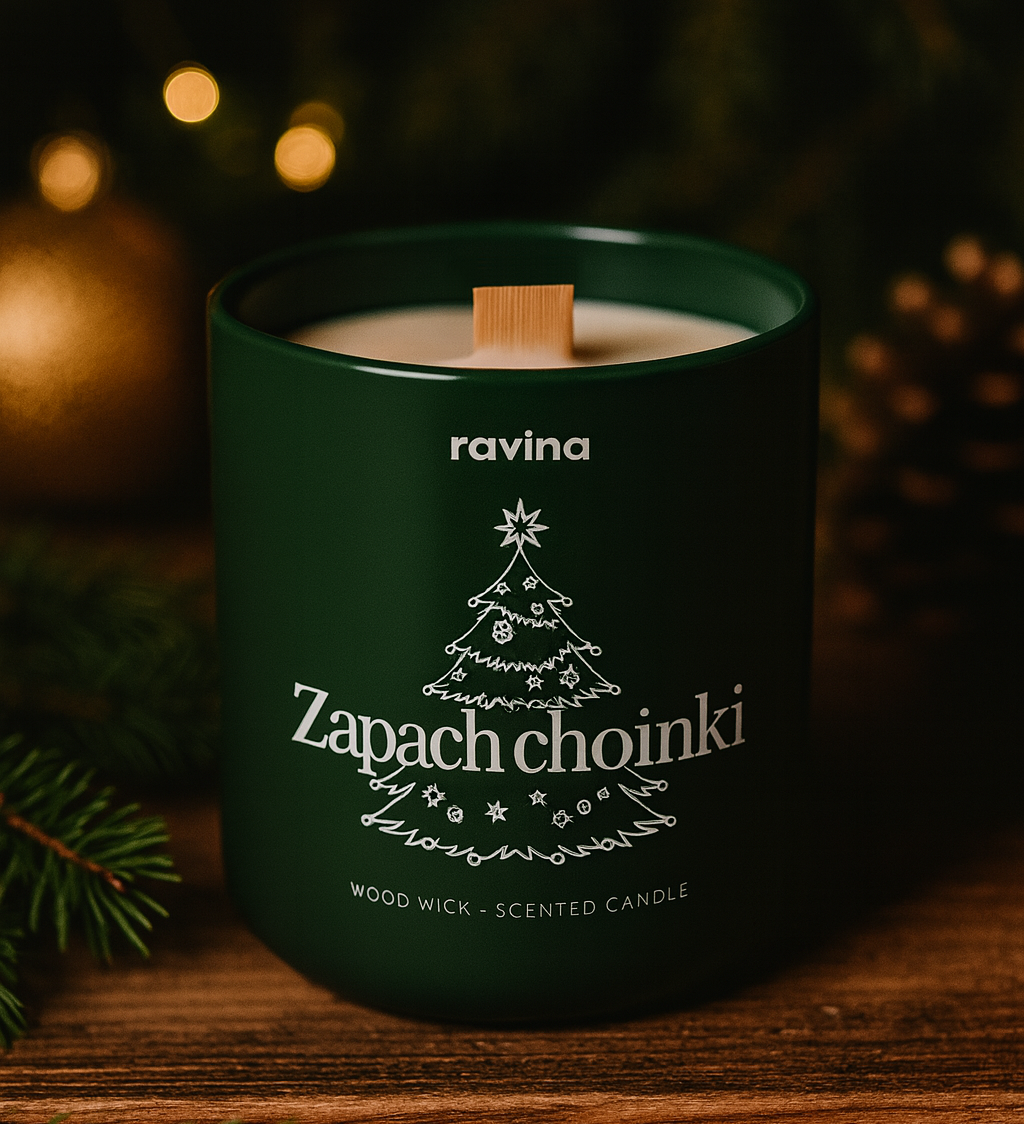 Winterliche Duftkerze mit Fichten-, Tannen- und Waldnoten im dekorativen Glas