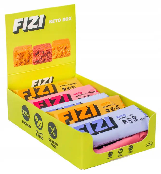 FIZI Keto Box mit 10 veganen Proteinriegeln in den Sorten Vanilla Salt, Strawberry Almond und Banana Peanut